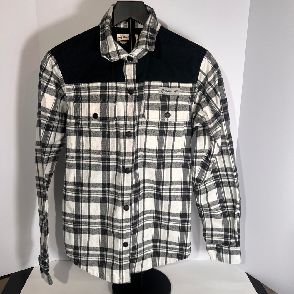 Magellan Outdoors Flannel Shirt XS Black White Plaid Long Sleeve Button Down